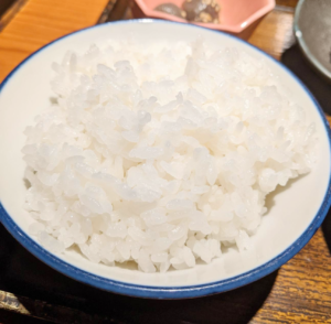 心の底から、ごはんに感動できるお店。『土鍋炊ごはん なかよし 明治通り店』