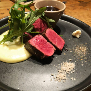 記念日や特別な日のお食事に。線路沿いの炭火グリルイタリアン、『GRINHOUSE Daily dining』