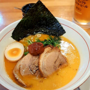 ラーメンと、590円の晩酌セットが魅力! 青砥駅近辺の夜を楽しむ『一品家』